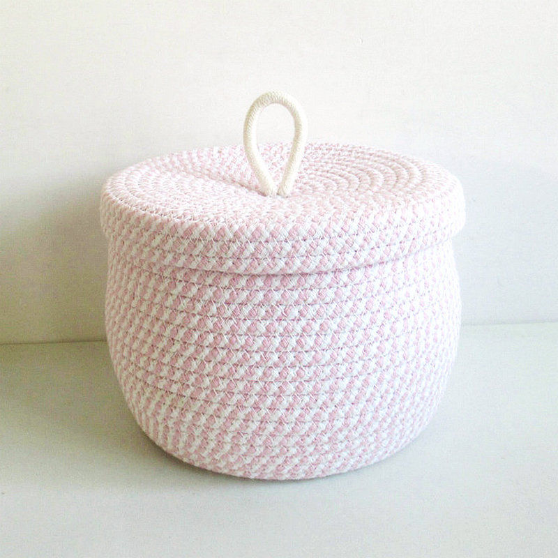 Panier de rangement tressé avec couvercle