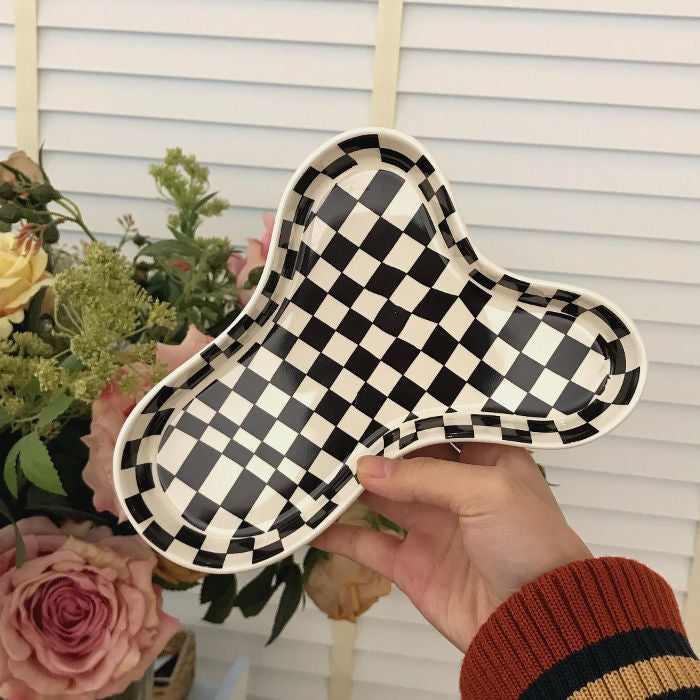 Vide-poche en céramique à motif damier noir, forme irrégulière pour bijoux et clés