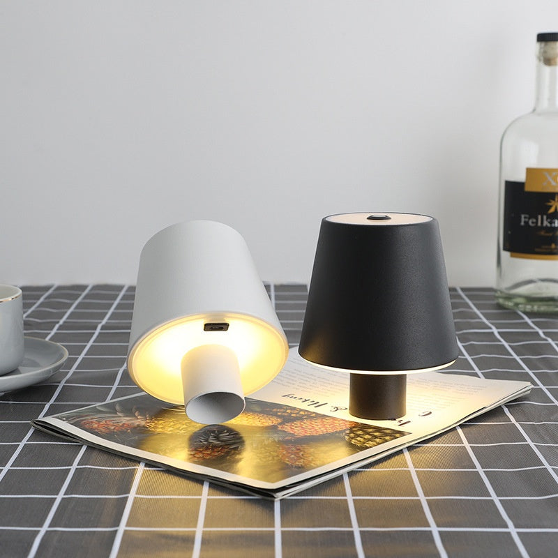 Lampe de table sans fil au design sablé